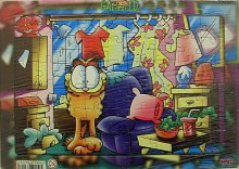 Puzzle deskové papírové Garfield v pokoji kresl...