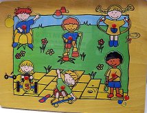 Vkládačka dřevěná puzzle Dětské hřiště