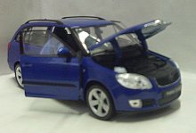 Škoda Fabia combi II 1:24 kovový...