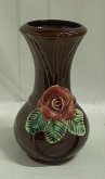 Váza keramická s vystupujícími k...