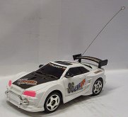 R/C auto závodní model bílé
