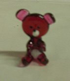 Figurka skleněná barevná Medvídek červený