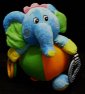 Slon otáčící hlava barevný plyšový pro miminko na postýlku kočárek