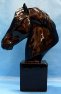 Kůň koník socha busta keramická hlavy koně černý color