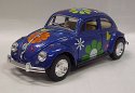 Volkswagen Porsche Brouk hippies květinové děti kovový model auta modrý