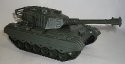 Tank bojový otáčející se velký svítící zvukový narážející na baterie se zvedacím zařízením
