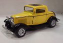 Ford 3-Window Coupe 1932 1:34 kovový model auta Yellow - žlutý
